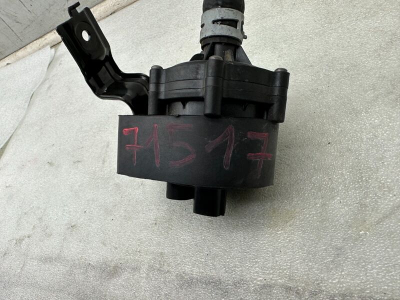 2016-2020 Tesla Model S MS Electric Auxiliary Coolant Water Pump w/ Bracket Assy