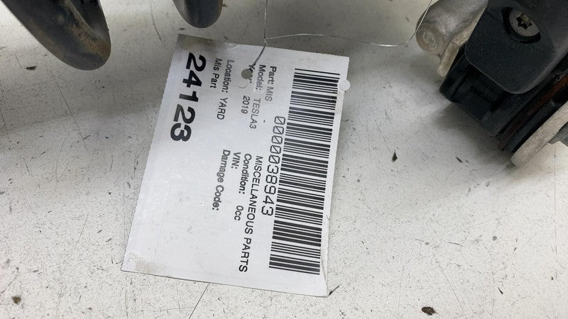 ⭕ 17-23 Model 3 Front Left Shock Strut + Control Arm + Bracket RWD 104