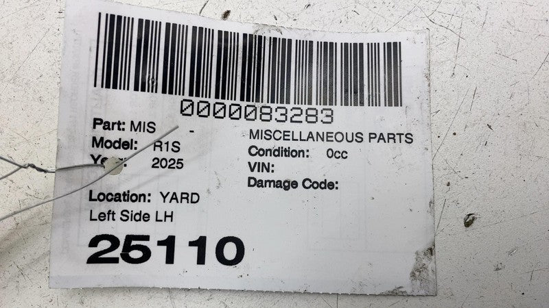 PT00755672 C ⭕ 2025 Rivian R1S Driver Side Misc Grommet Assembly Left LH 6096979 PT00755672-C