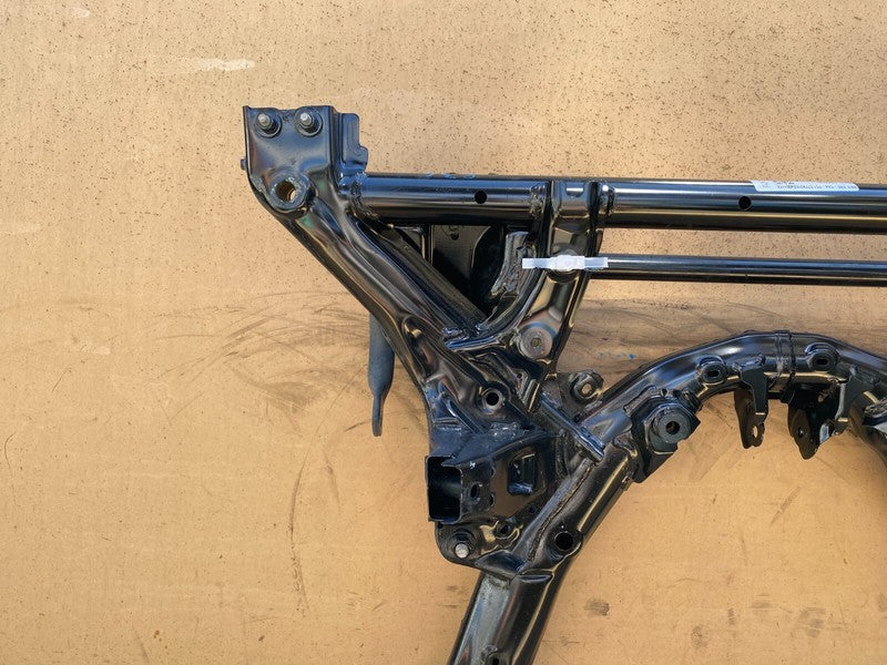 104453100B 20-23 Model Y Front Subframe Crossmember Cradle + Stabilizer Stabar 1044531-00-B