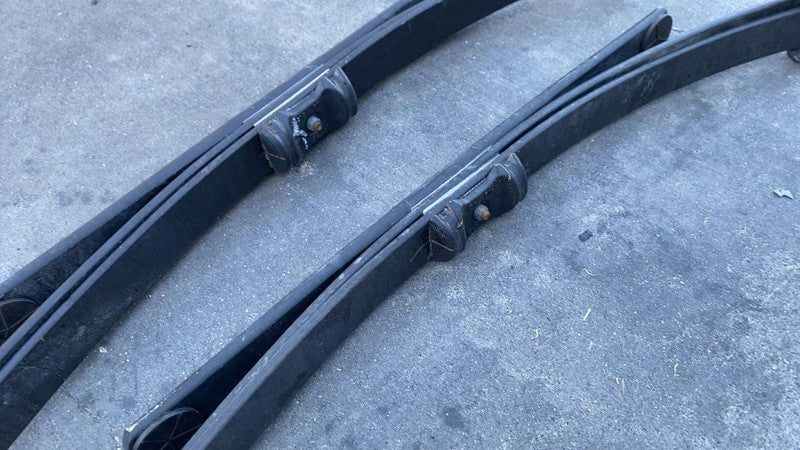 ⭕ 2025 Chevrolet Chevy Silverado 1500 Pickup Rear Leaf Spring & Shackl