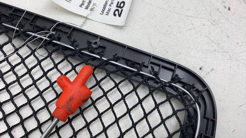 PT00869673 E ⭕ 2025 Rivian R1S Left & Right Seat Map Net Pocket PT00869673-E / PT00869676-E