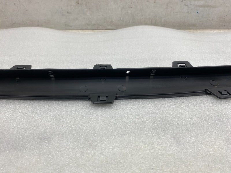 1047360-00-G ⭕16-20 Model X Front Bumper Fascia Lower Grille Upper Closing Panel 1047360-00-G