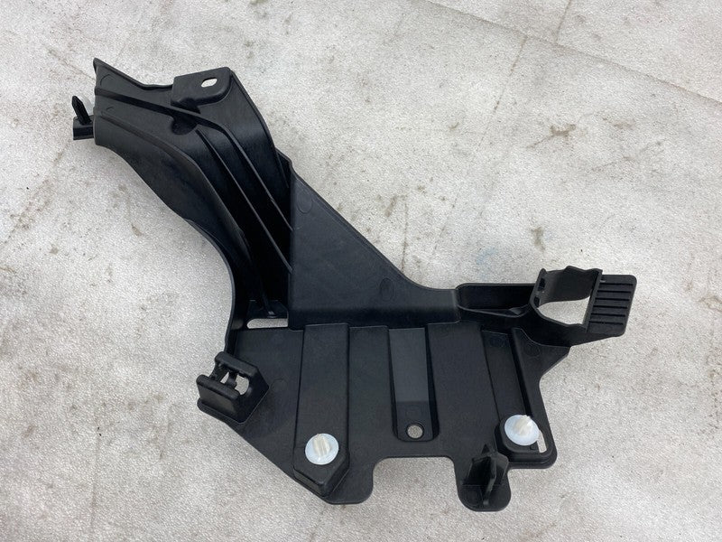 151441900B ⭕20-24 Tesla Model Y Rear Driver Side C-Pillar Bracket Support Left 1514419-00-B