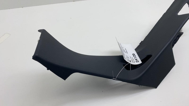 181636459B 2024 2025 Tesla Cybertruck Rear Passenger C-Pillar Lower Trim Cover Panel Right