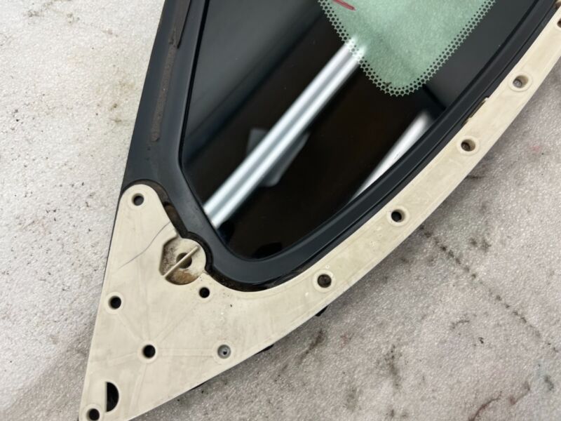 2012-2020 Tesla Model S Rear Passenger Side Quarter Fixed Glass Right Assembly