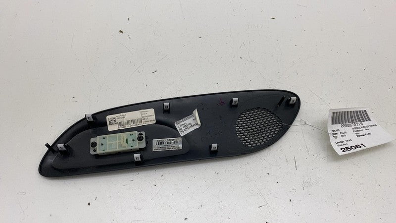 6DB41DX9AE ⭕ 17-25 Chrysler Pacifica Rear Left Quarter Trim Bolster Cover Panel 6DB41DX9AE