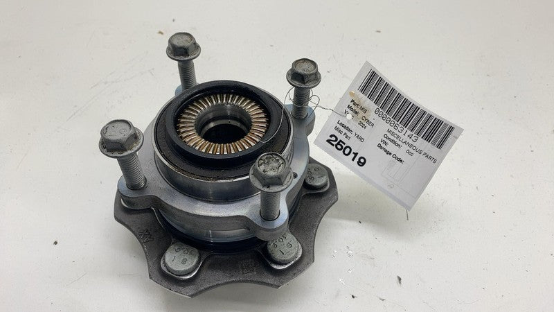 125017100D ⭕ 24-25 Cybertruck Front/Rear Driven Hub 6x139.7mm PCD-180mm Flange 1250171-00-D