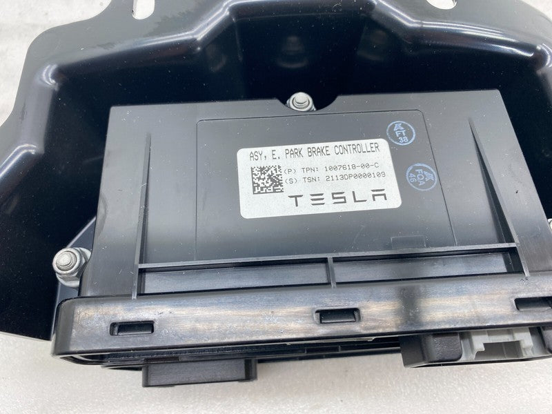 100751100A ⭕ 12-20 Tesla Model S Park Brake Controller + Power Liftgate Module 1007511-00-A