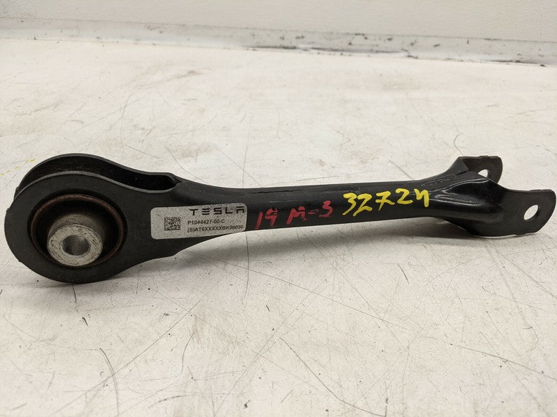 1044427-00-C ⭕ 17-23 Model 3 Rear Right Suspension Upper Control Arm Fore Link 1044427-00-C