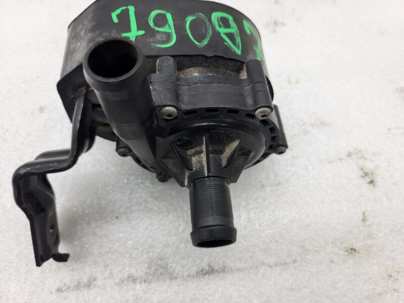 105723500G 2016-2020 Tesla Model S MS Electric Auxiliary Coolant Water Pump w/ Bracket Assy