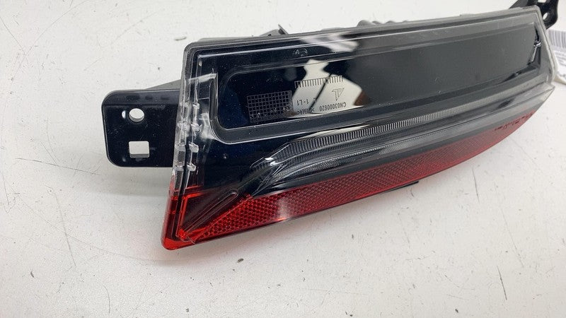 1712513-00-D ⭕ 24 25 Model 3 Rear Left Lower Bumper Taillight LED Lamp Reflector 1712513-00-D