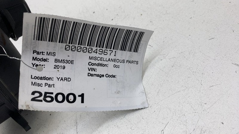 17139485733 2018-2020 BMW 530e G30 Engine Radiator Overflow Expansion Tank Reservoir w/ Hose