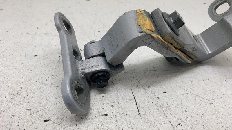 31662653 ⭕ 21-23 Polestar 2 Front Passenger Side Right Door Hinge Upper & Lower 31662653