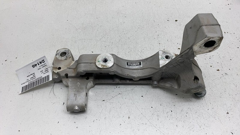 PT00613518B ⭕22-25 Rivian R1T R1S Front Left Lower Subframe Crossmember Bracket PT00613518-B