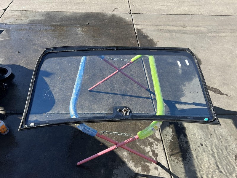 2012-2015 Tesla Model S Windshield Heated Wiper Area (Lower Mount Mirror Type)