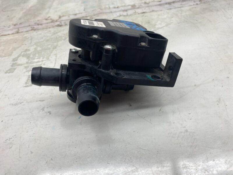 2012-2020 Tesla Model S Coolant Pump Cooling Valve Actuator 4-Way 6007370-00-B