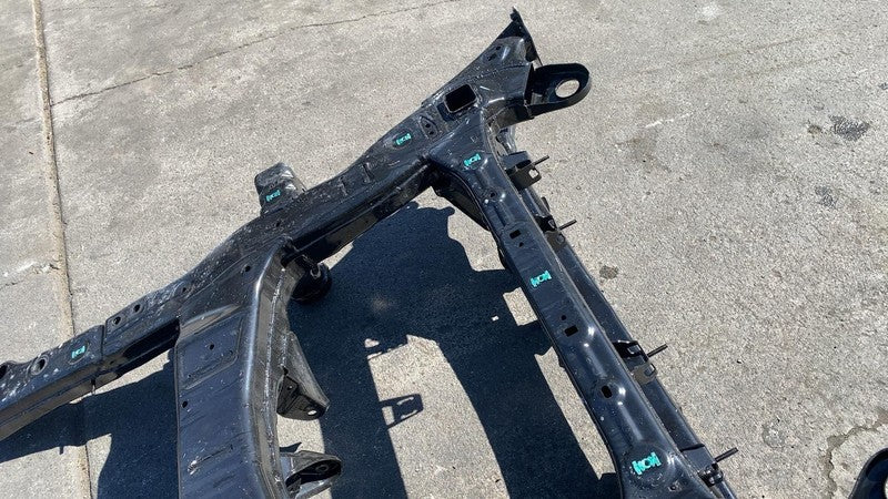 ⭕ 2024-2025 Equinox EV Front Subframe Crossmember Cradle K-Frame Assembly
