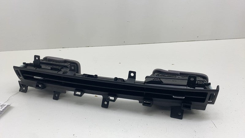 LJ8BR018C19A ⭕ 21-24 Mustang Mach-E Dashboard Center & Right Air Vent Grille LJ8B-R018C19-A