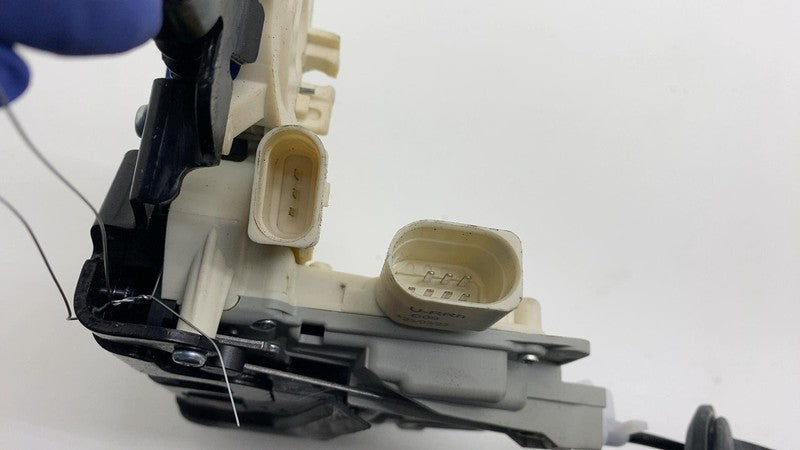 9Y1 837 016 A ⭕ 2019-2025 Porsche Cayenne Front Right Door Lock Latch Actuator OEM 9Y1837016A