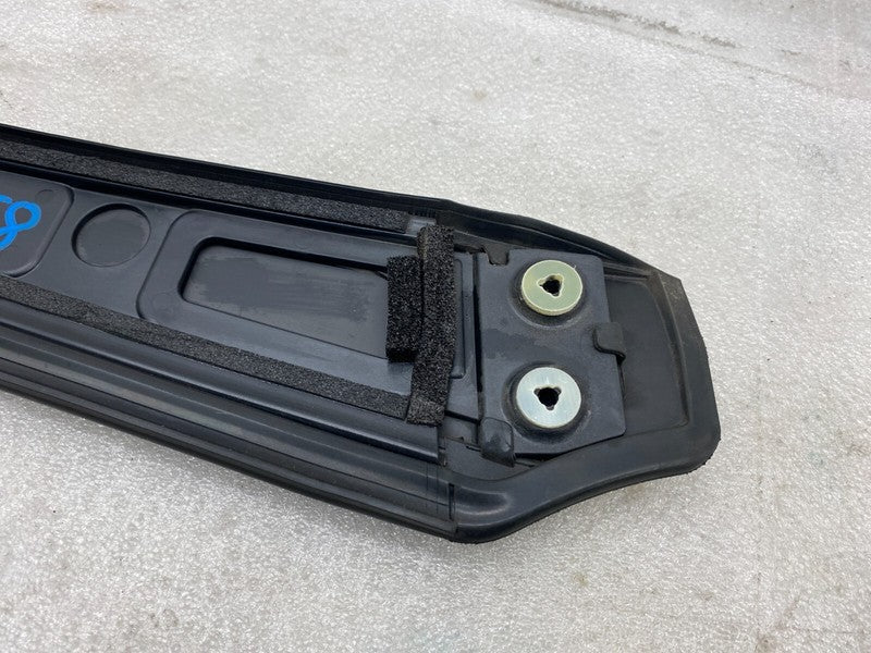 103236400C ⭕ 2016-2020 Tesla Model X MX Passenger Side B-Pillar Applique Glass 1032364-00-C