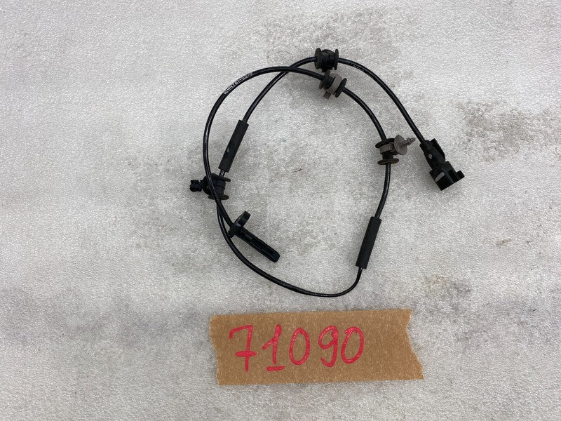 104476100F ⭕17-23 Model 3 Front Left or Right Anti-Lock ABS Wheel Speed Sensor 1044761-00-F