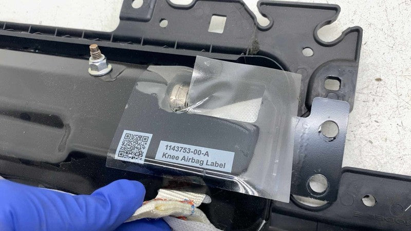 ⭕ 2017-2023 Tesla Model 3 Right Lower Knee Safety Airbag Module RH 107