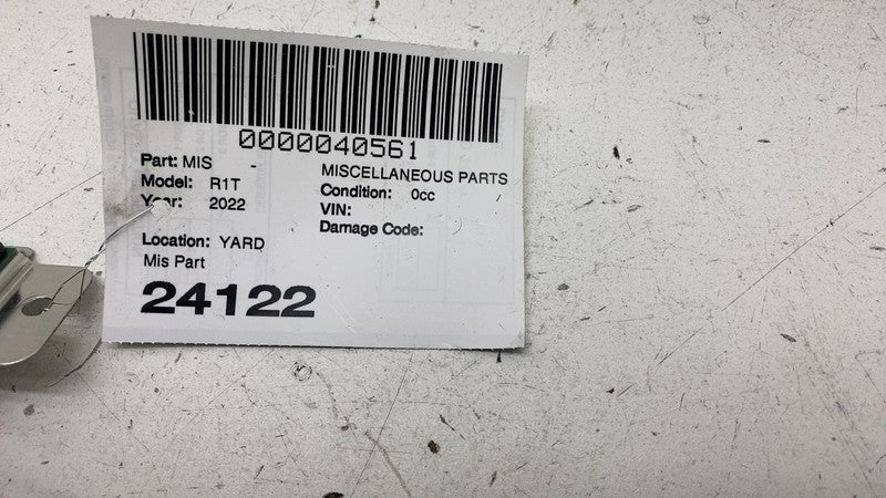 PT-00014349 ⭕ 22-24 Rivian R1T R1S Front Left Roof Antenna AMP Amplifier Module PT00014349