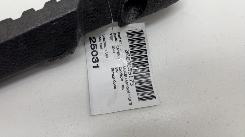 9Y0.807.665.J ⭕ 2024 Porsche Cayenne Front Driver Side Grille Insulator Foam Left 9Y0807665J