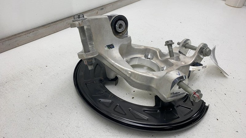 PT00052788-D ⭕ 22-24 Rivian R1T R1S Rear Left Spindle Knuckle w/ Dust Shield AWD PT00001891