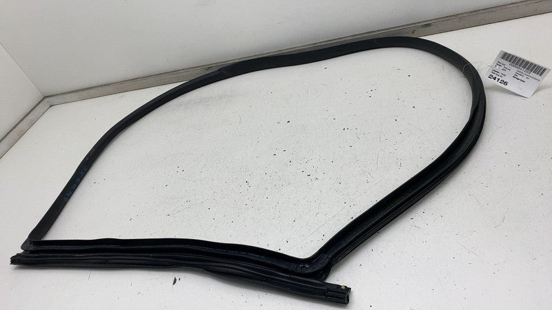 191098600D ⭕ 24-25 Model 3 Rear Right Primary Body Weatherstrip Rubber Seal RH 1910986-00-D