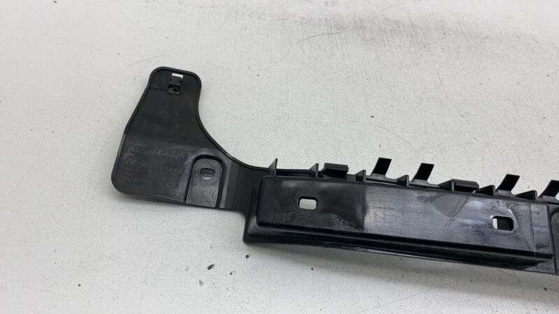 2017-2023 Tesla Model 3 M3 Rear Bumper Center Support Mount Bracket Assembly OEM