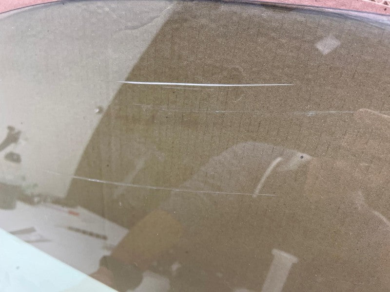 ⭕ 2018-2022 Toyota C-HR Front Left Driver Side Door Window Glass (Scratched)