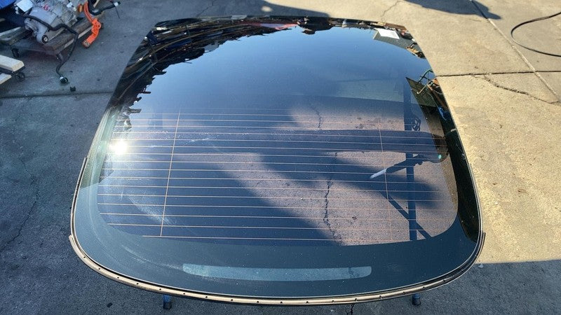 ⭕ 21-23 Model 3 M3 Rear Trunk Panoramic Backlite Glass Back Section 14