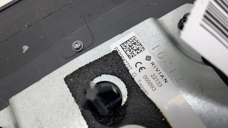 2022-2024 Rivian R1S Rear Overhead Shark Fin Roof Antenna + Applique