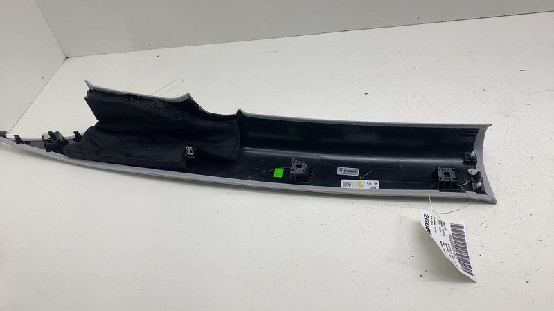 1732047-29-G ⭕ 24-25 Tesla Model 3 Driver Side Upper Rail Trim Providence Cover Left 1732047