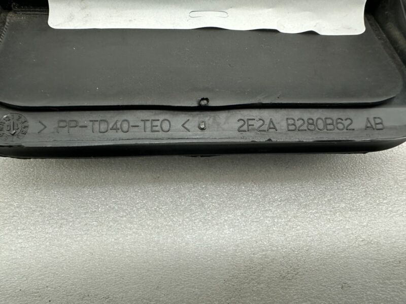 2012-2020 Tesla Model S Rear Quarter Panel Rubber Flap Extractor Air Vent Grille