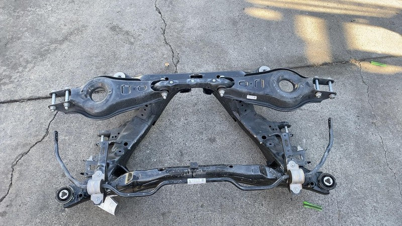 1044575-00-B ⭕ 2017-2023 Tesla Model 3 Rear Subframe Cradle Crossmember Assembly 1044575-00-B