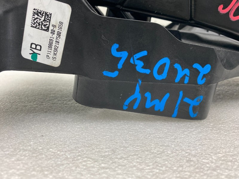 118869100B ⭕ 2020-2023 Tesla Model Y Accelerator and Brake Pedal Pad Assembly 1188691-00-B