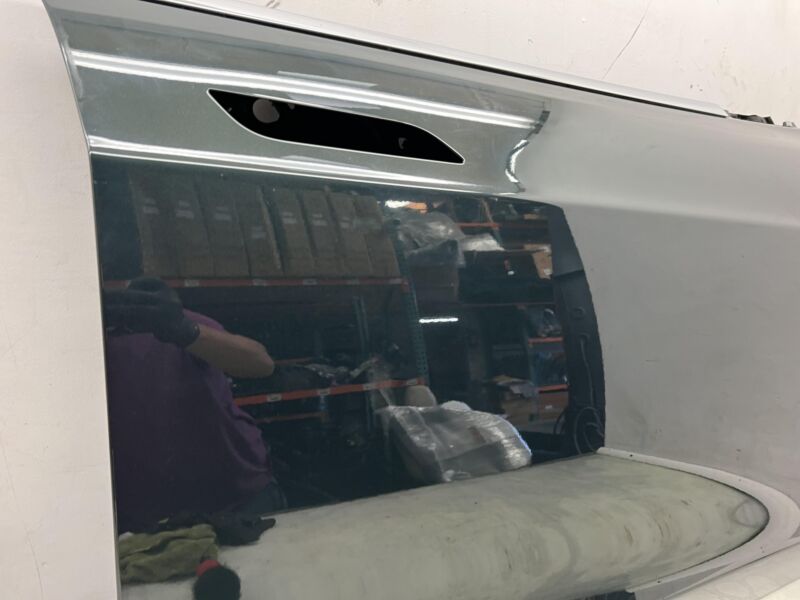 2012-2015 Tesla Model S Front Passenger Door Shell Panel Assy Right Green PMSG