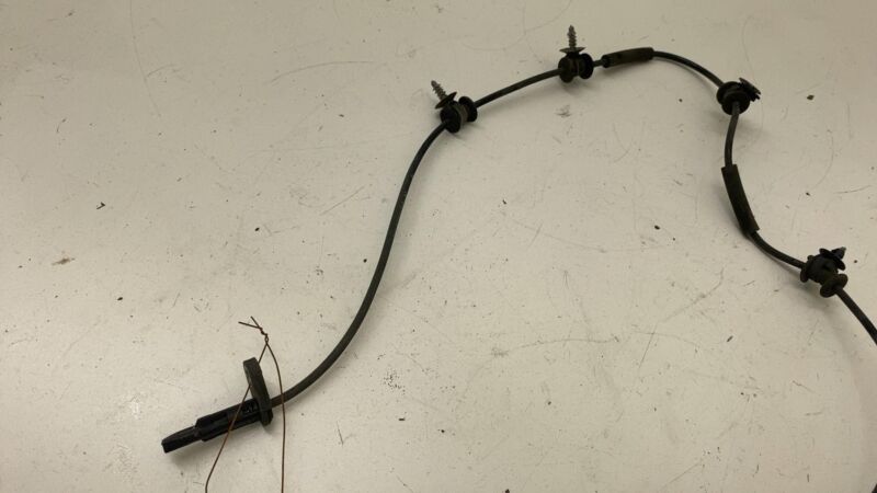 2017-2023 Tesla Model 3 Y Front Left or Right Anti-Lock ABS Wheel Speed Sensor