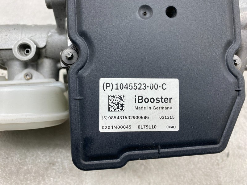 1045523 00 C ⭕ 16-20 Model X Electromechanical Brake iBooster Module Reservoir 1045523-00-C
