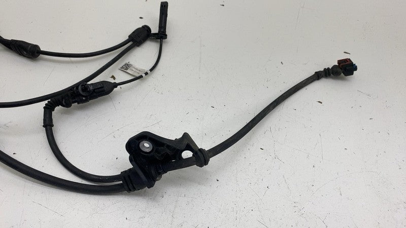 PT00052788C ⭕ 22-24 Rivian R1T Rear Passenger Suspension Wiring Harness & ABS Sensor Right