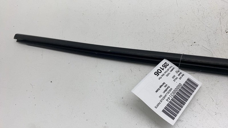 ⭕ 2023-2024 Toyota Prius Front Left Window Door Weatherstrip Seal Belt Molding