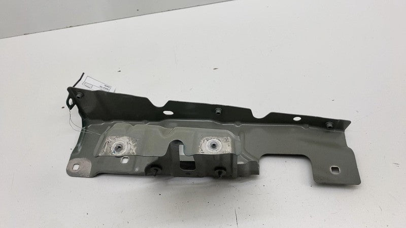 PT00015623 ⭕22-24 Rivian R1T Front Driver Side Fender Support Mount Bracket Left PT00015623