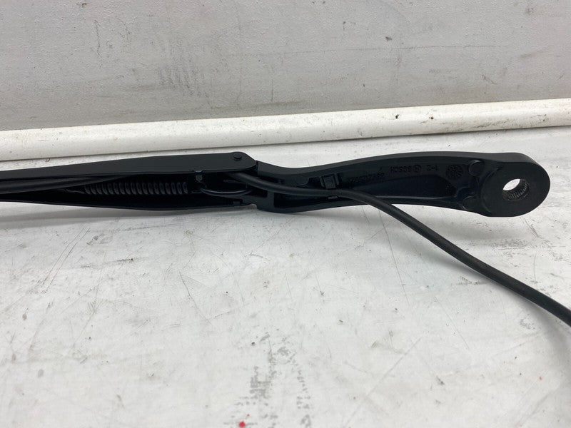 2020-2023 Tesla Model Y MY Front Left or Right Windshield Wiper Arm & Blade OEM