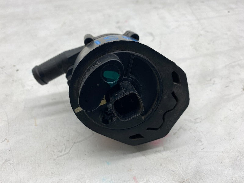 1035348 00 F ⭕ 16-20 Tesla Model S X Cooling System Auxiliary Water Coolant Pump 1035348-00-F