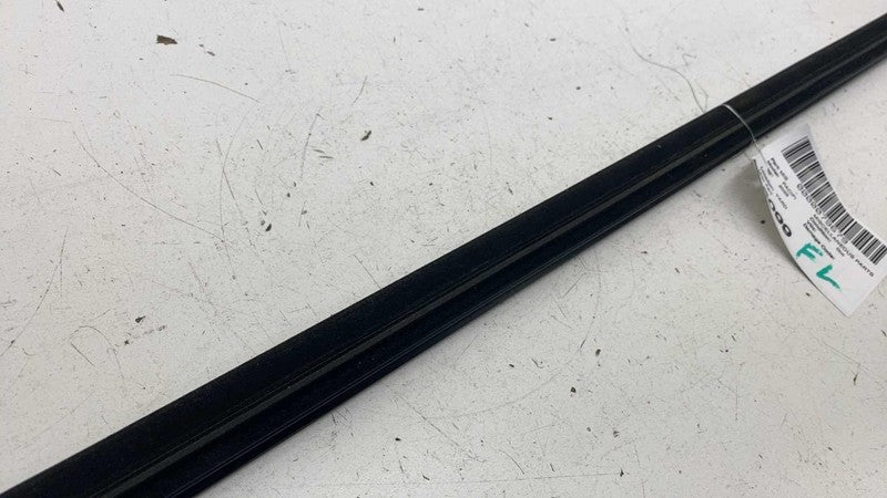 ⭕ 2017-2025 Chrysler Pacifica Front Driver Side Door Window Belt Molding Left LH