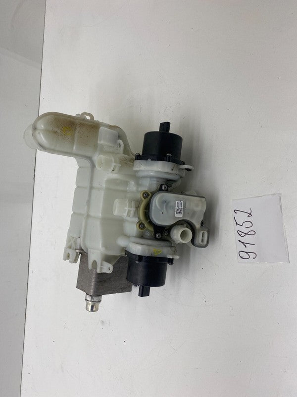 109701600D ⭕2017-2020 Model 3 Reservoir Superbottle Tank Chiller EXV Oil Fluid 1097015-00-K
