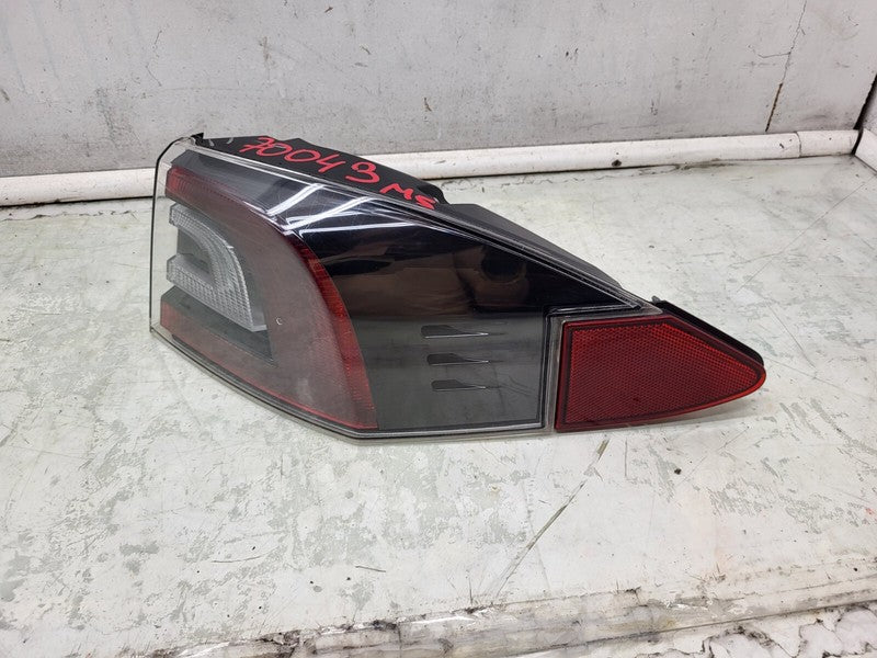⭕ 2012-2022 Tesla Model S Rear Taillight LED Outer Tail Lamp Right 600